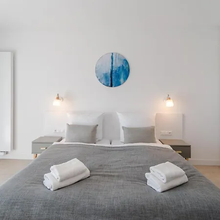 Aquamarina Prima With Sea View By Renters Apartment Miedzyzdroje