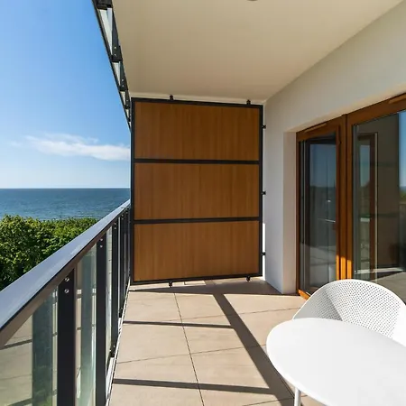 Aquamarina Prima With Sea View By Renters 아파트 *