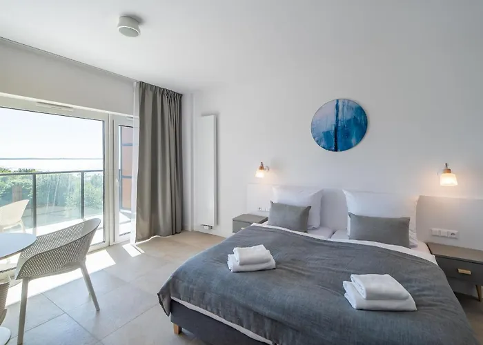 公寓 Aquamarina Prima With Sea View By Renters *