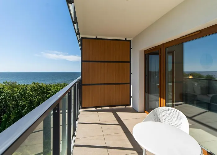 Aquamarina Prima With Sea View By Renters Apartament *