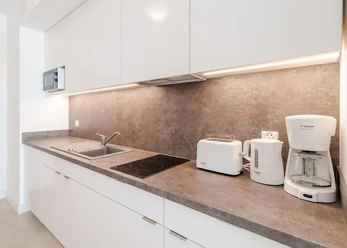 Aquamarina Prima With Sea View By Renters